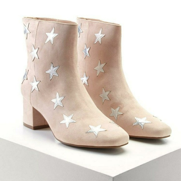 Forever 21 Shoes - Forever 21 Manchester Star Booties